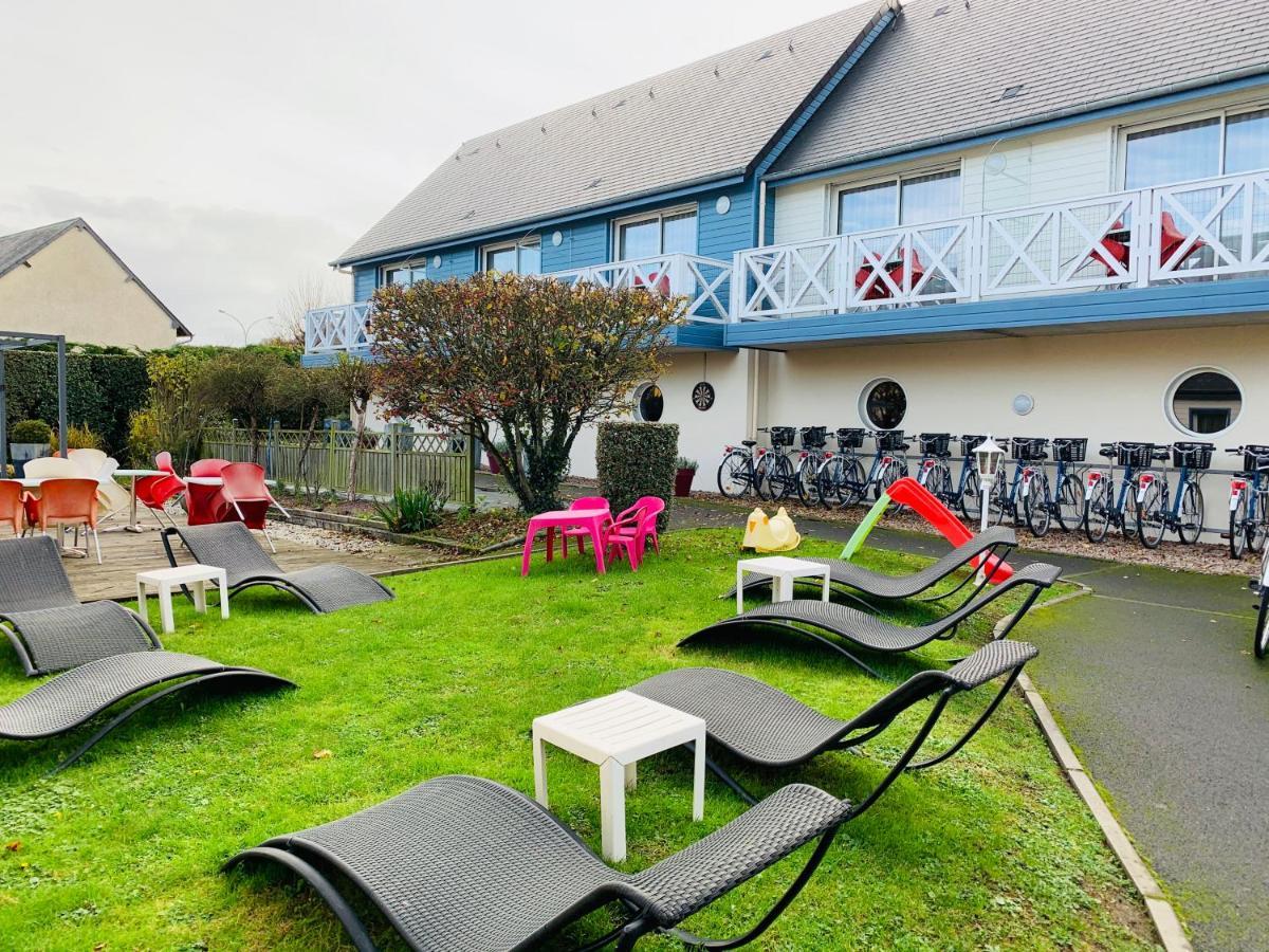 Contact Hotel - Motel Les Bleuets & Spa Ла-Ривьер-Сен-Совёр Экстерьер фото