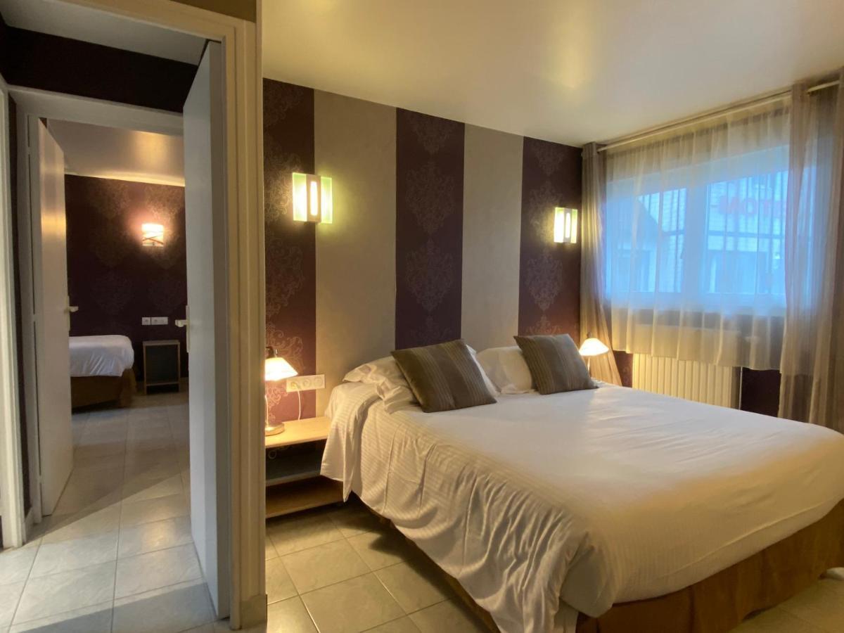 Contact Hotel - Motel Les Bleuets & Spa Ла-Ривьер-Сен-Совёр Экстерьер фото