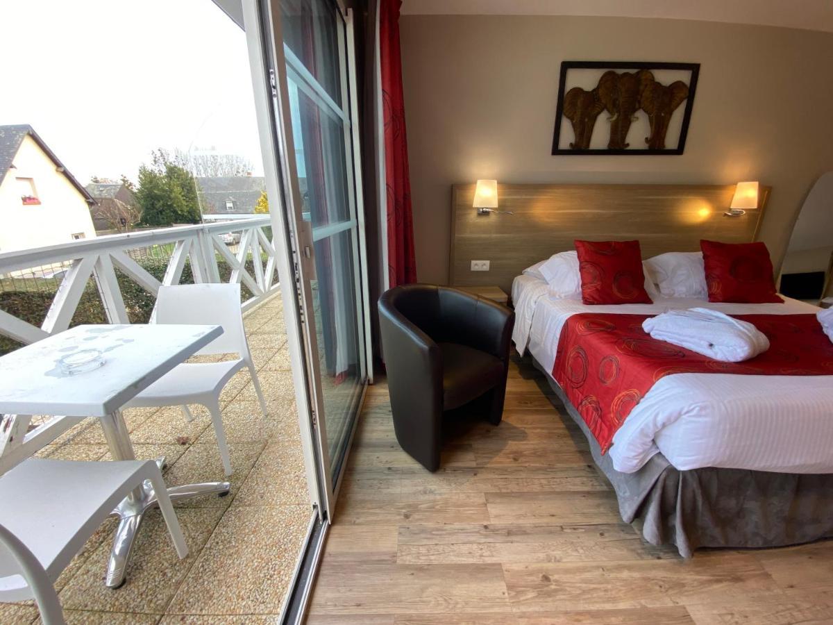 Contact Hotel - Motel Les Bleuets & Spa Ла-Ривьер-Сен-Совёр Экстерьер фото