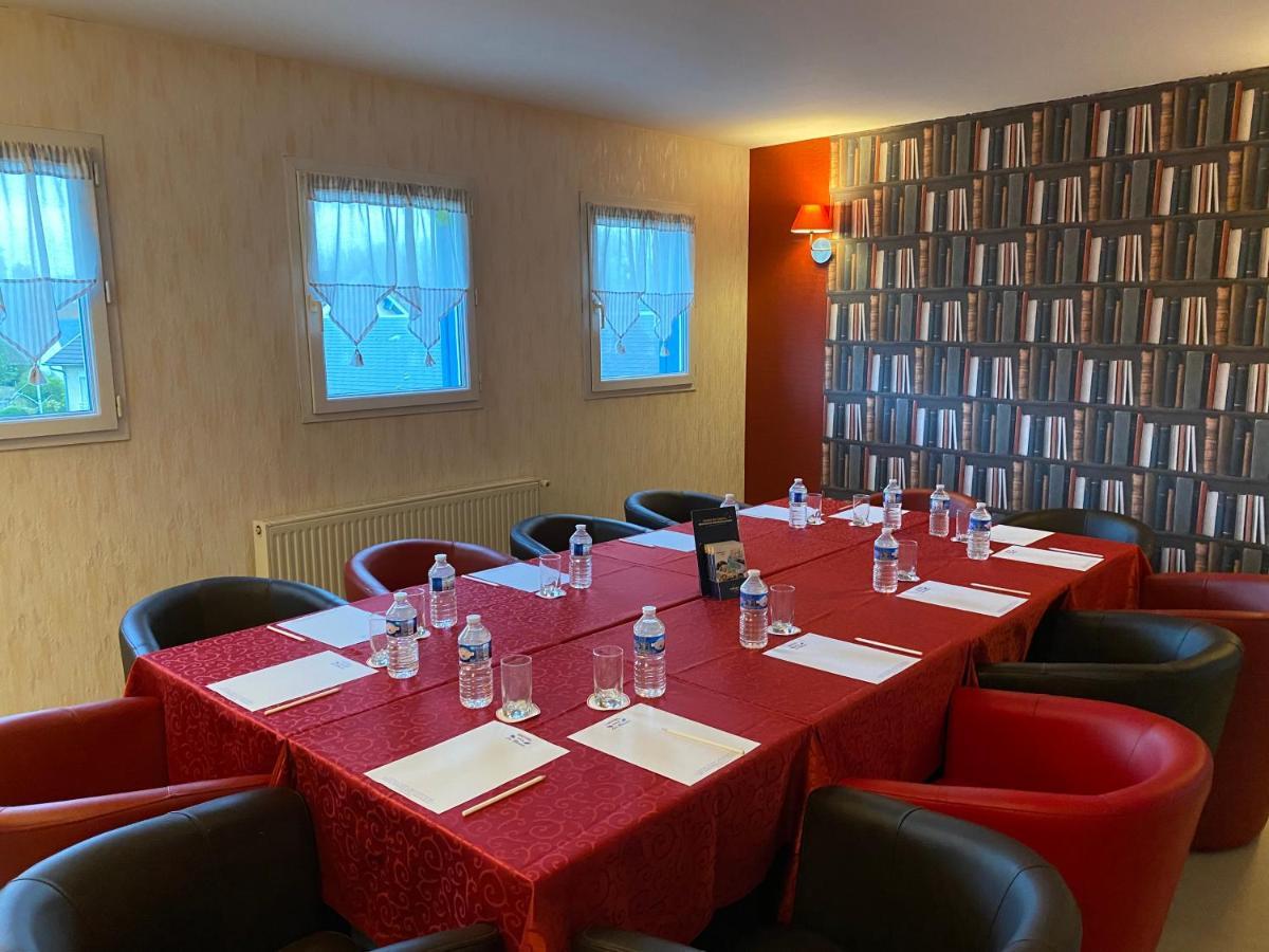 Contact Hotel - Motel Les Bleuets & Spa Ла-Ривьер-Сен-Совёр Экстерьер фото